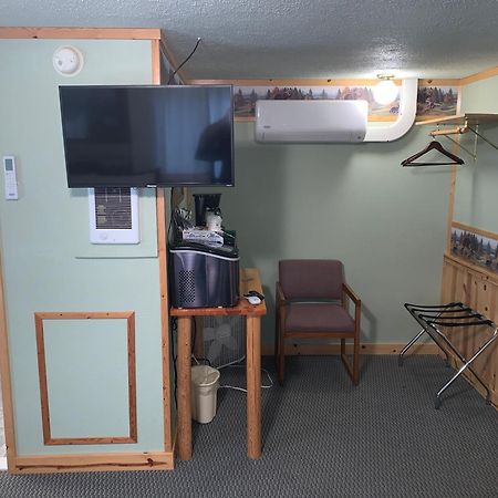 Glacier Haven Inn Пиннакл Экстерьер фото